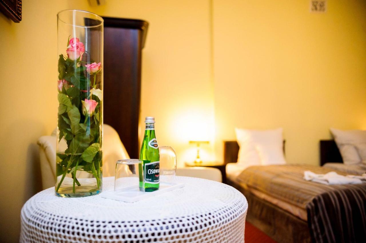 Hotel Dwor Sójki 외부 사진