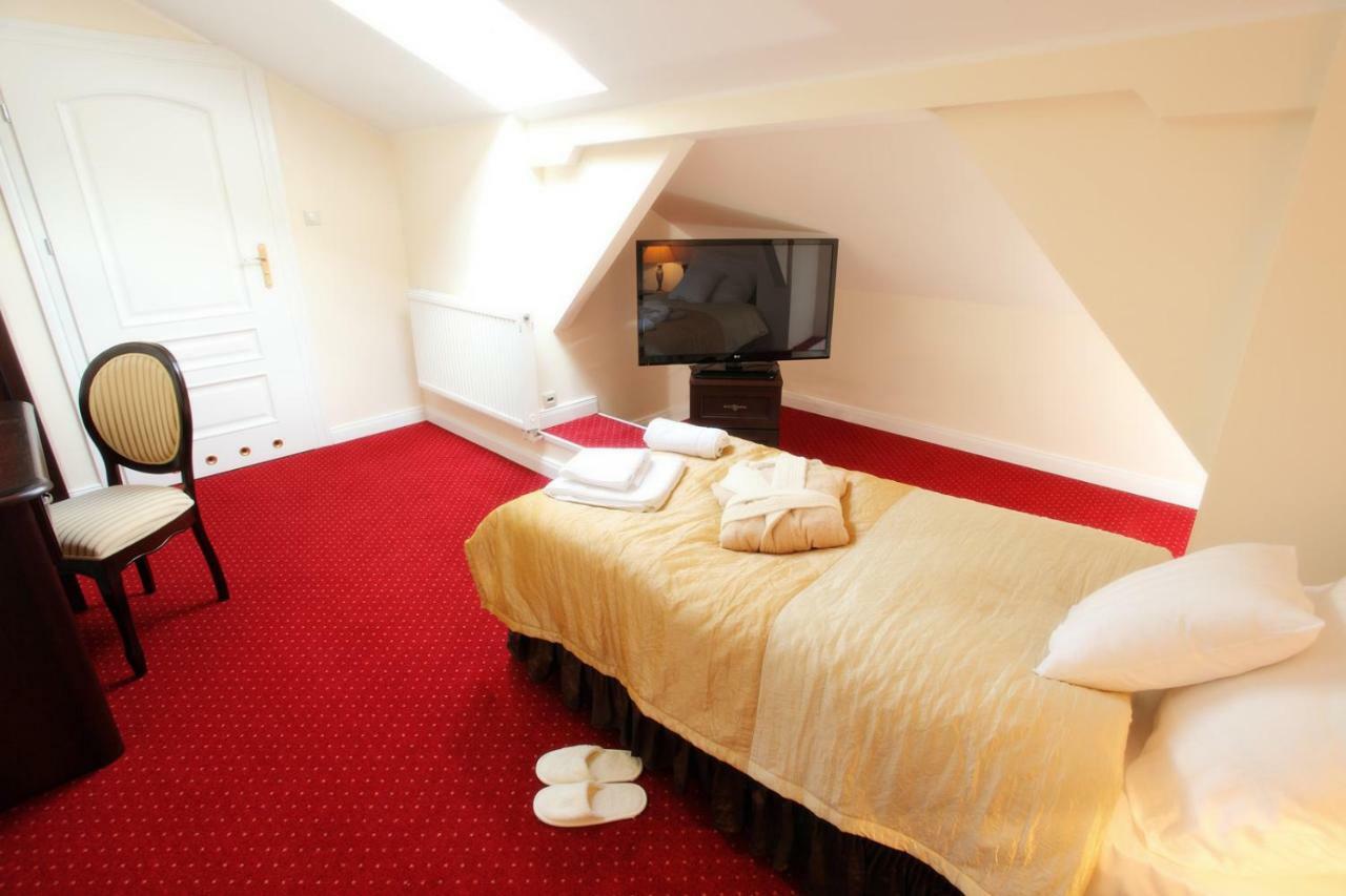 Hotel Dwor Sójki 외부 사진